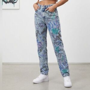 Wild Fable Women’s Graffiti Doodle Print Jeans Size 00 Super High Rise Straight